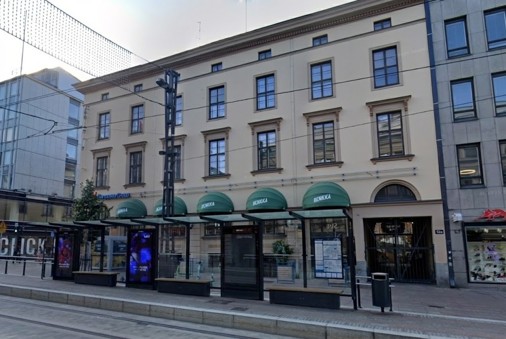 Office building at Hämeenkatu 13 A 6